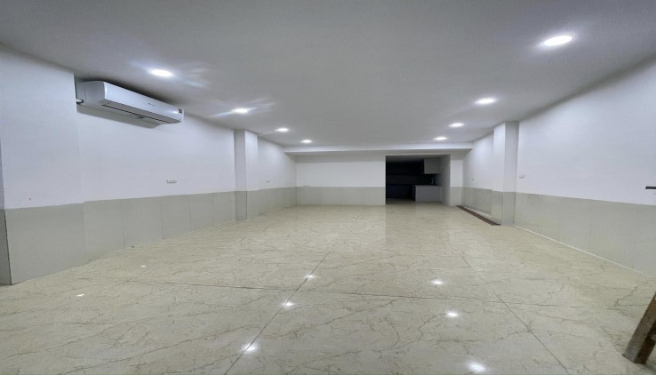 Cho thuê nhà nguyên căn ngõ ô tô Hồng Mai 38m2, 3 tầng ở gia đình, nhóm ít người 8.5tr/tháng